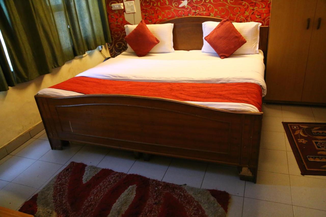 Hotel Diamond Palace Chandīgarh 외부 사진