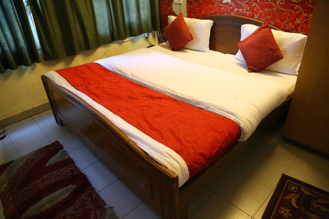 Hotel Diamond Palace Chandīgarh 외부 사진