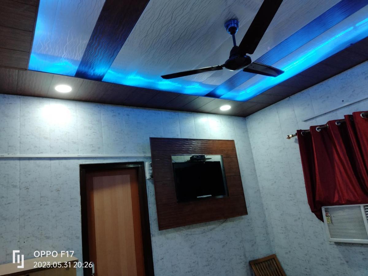 Hotel Diamond Palace Chandīgarh 외부 사진